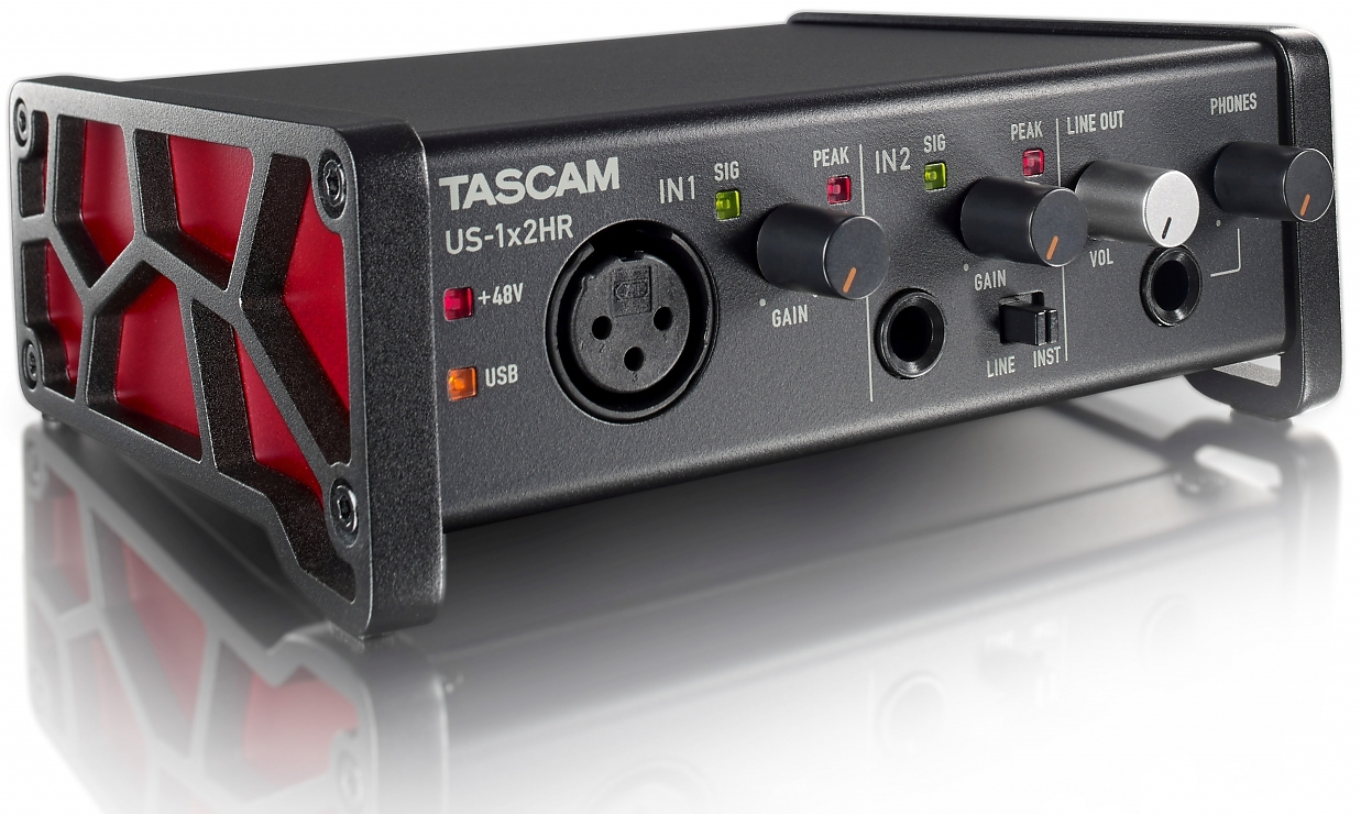 

Аудиоинтерфейс Tascam US-1x2HR