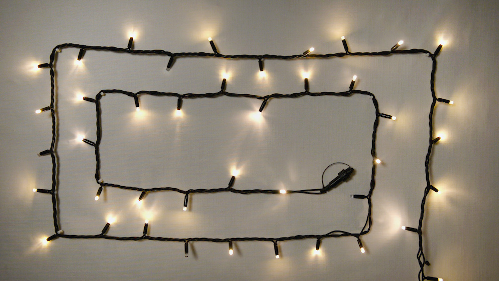 

Гирлянда внешняя DELUX STRING 100 LED 10m (2x5m) теплый белый/черный IP44 EN (90016608)
