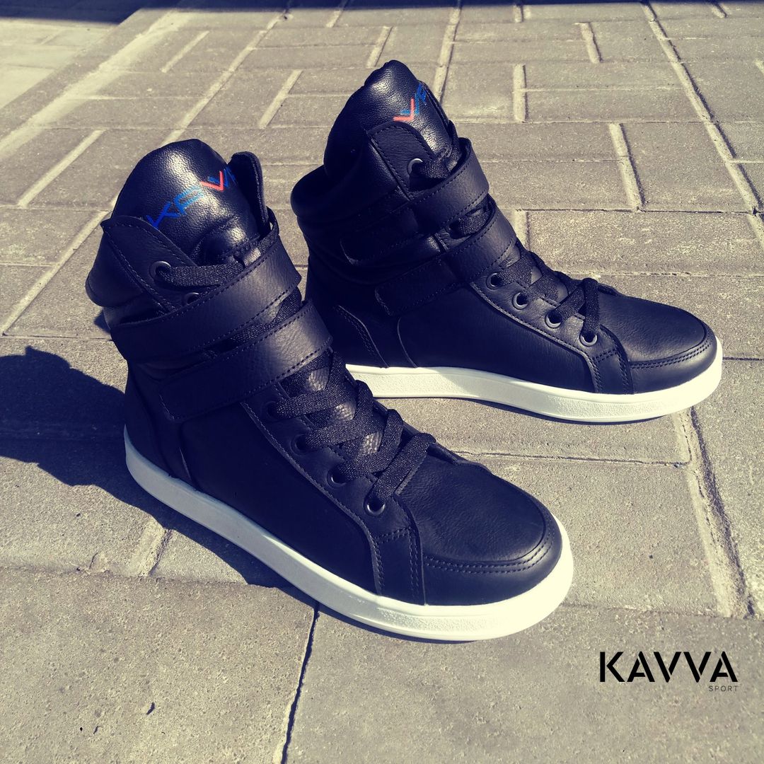 

Кросівки чоловічі KAVVA Street Black Leather (40)