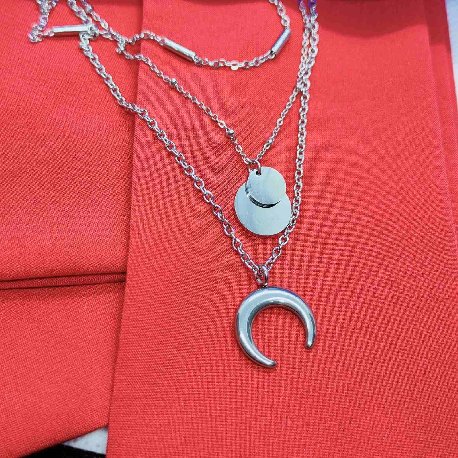 

Цепочка Stainless Steel серебристого цвета 39 + 6 см 1500220