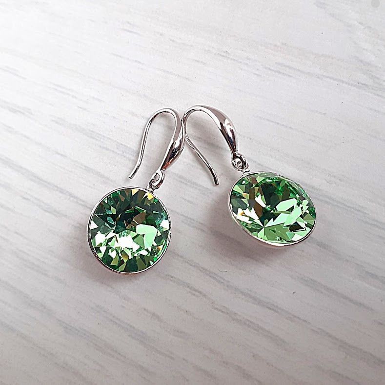 

Серьги Hand Made родированные с камнями Swarovski зеленого цвета