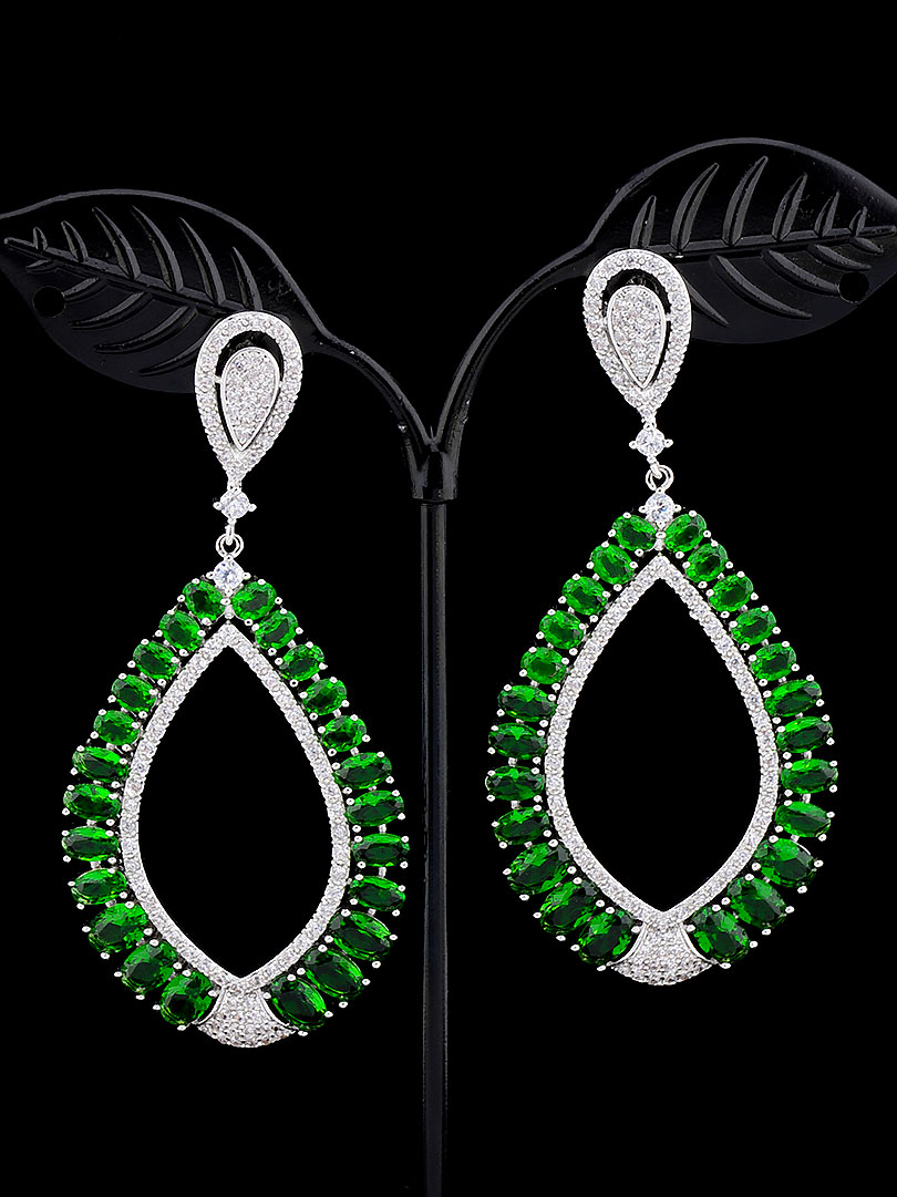 

Серьги с зелёным камнем Xuping №9047901
