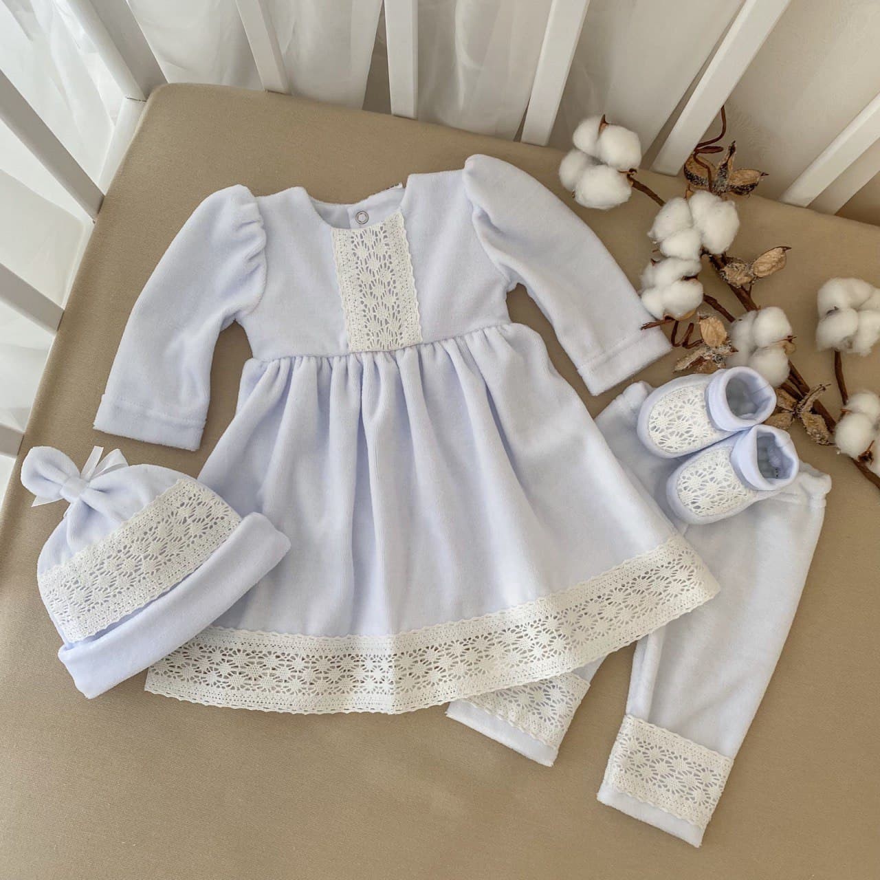 

Костюм Betis 27689575 Арина-3 56 см Белый Велюр