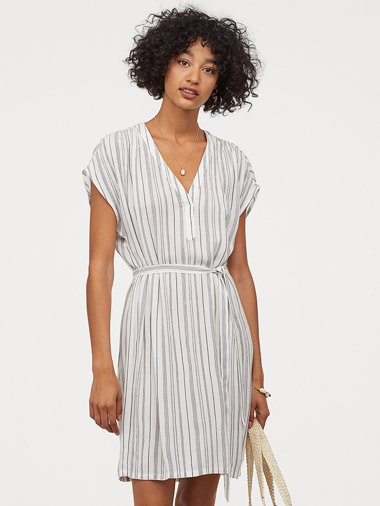 

Платье H&M L.O.G.G.767065002b39 34 Белое