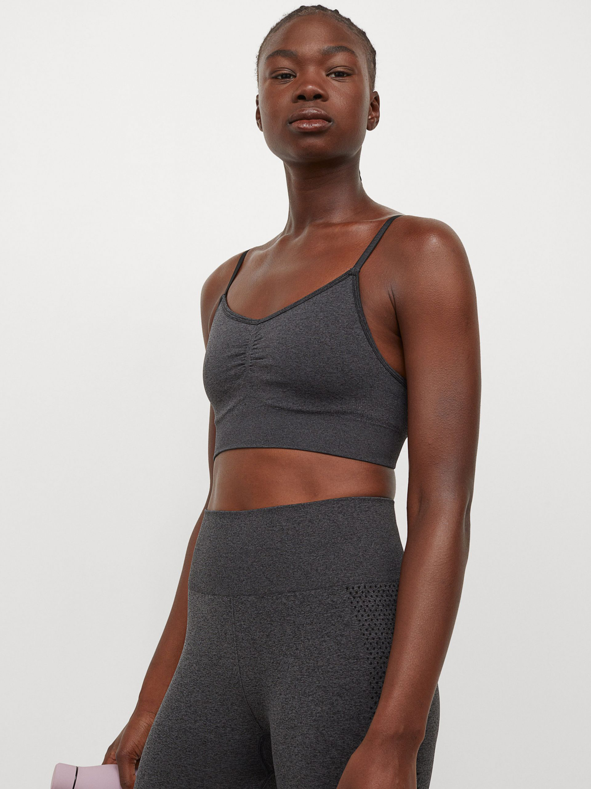 

Спортивный топ H& Sport 949332001b39  Серый, Спортивный топ H&M Sport 949332001b39 M Серый