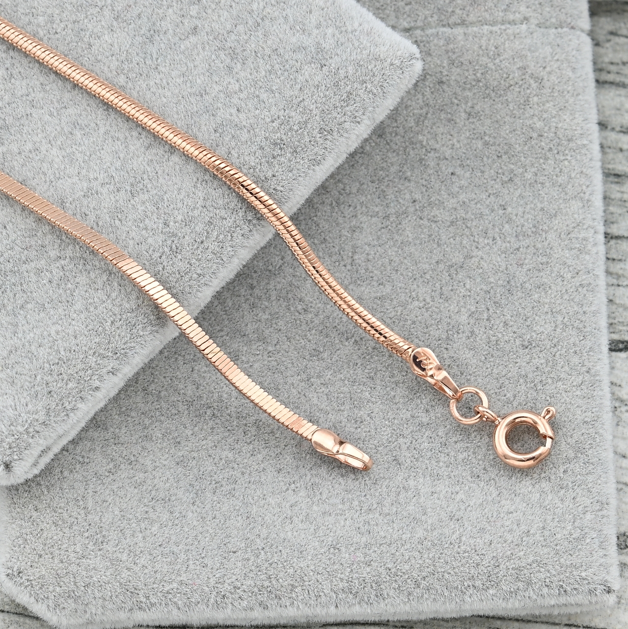 

Цепочка Золотая кобра ширина 1.5 мм позолота РО45