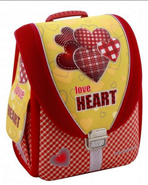 

Рюкзак школьный каркасный Cool For School мод. 710 CF85602 Love Heart