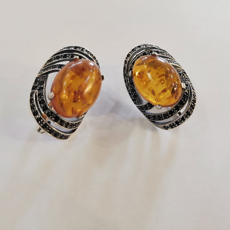 

Серьги из серебра с натуральным янтарем Величие, 0185.01
