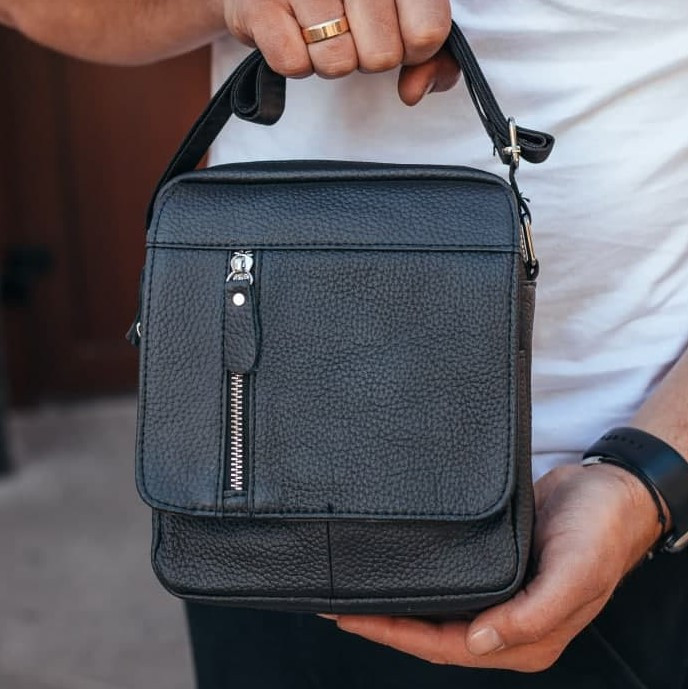 

Мужская кожаная сумка месенджер Tiding Bag 14636-NM 21 х 27 х 6 Черный