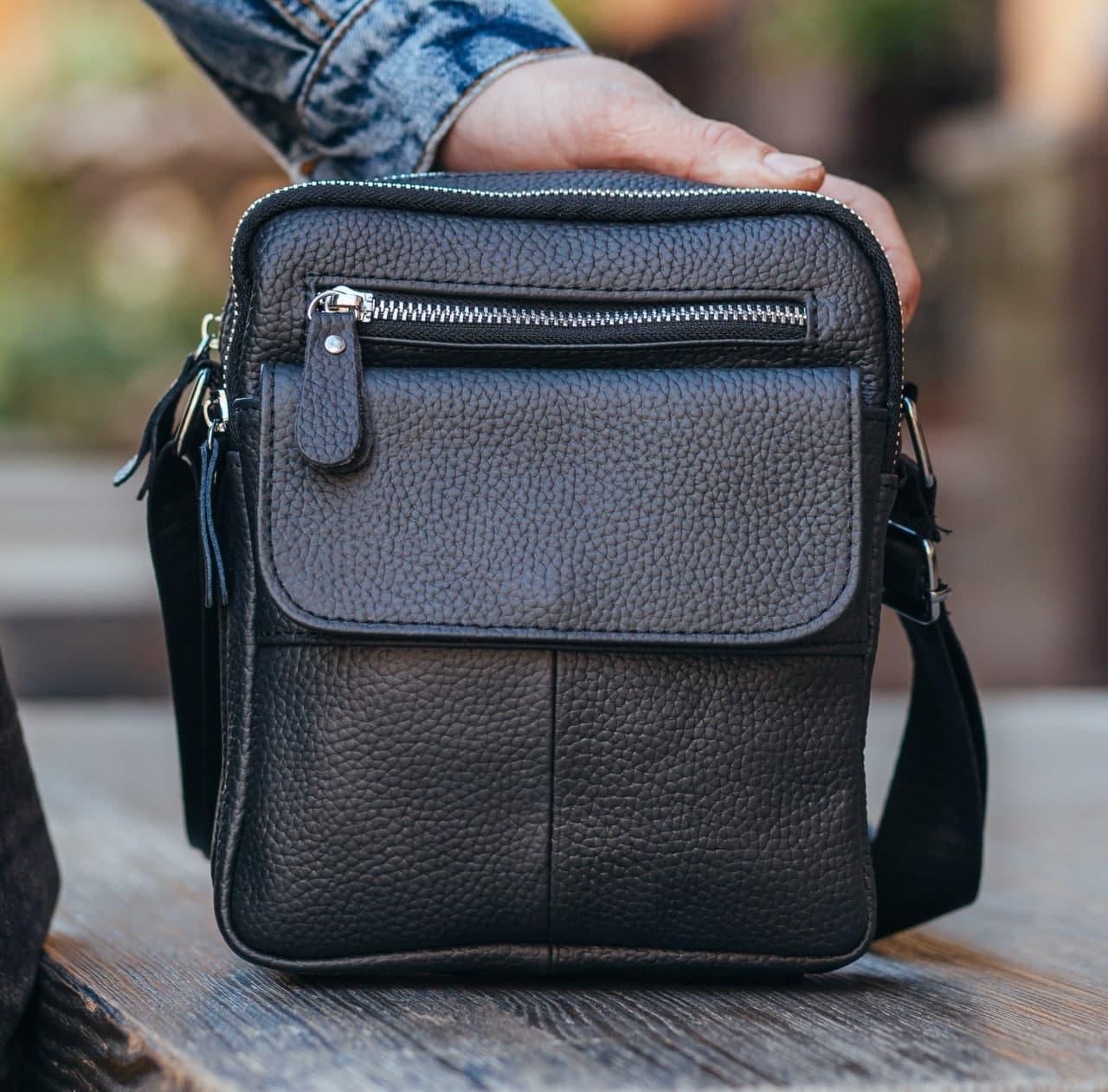 

Мужская кожаная сумка месенджер Tiding Bag 1631A-NM 19 х 22 х 7-8 Черный
