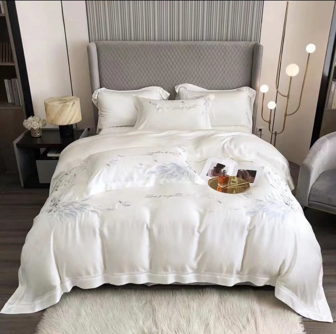

Постельные наборы LA PERLA 200*230 200_230_495LA PERLA