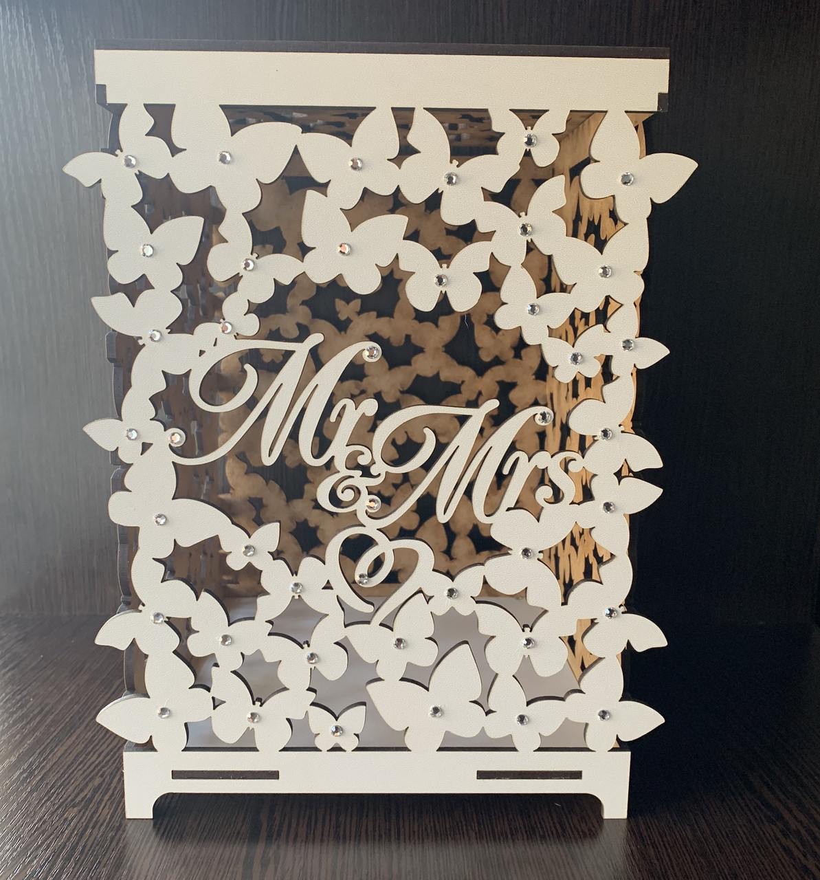 

Казна Mr&Mrs shine метелик