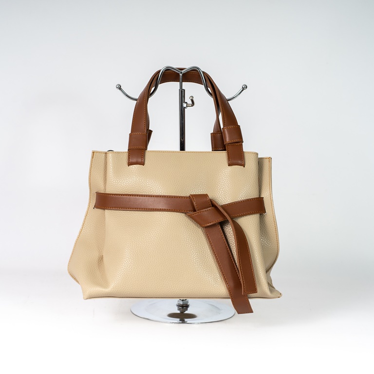 

Женская классическая сумка КСЕНИЯ №26-20/1 31x12x26 Бежевый+рыжий
