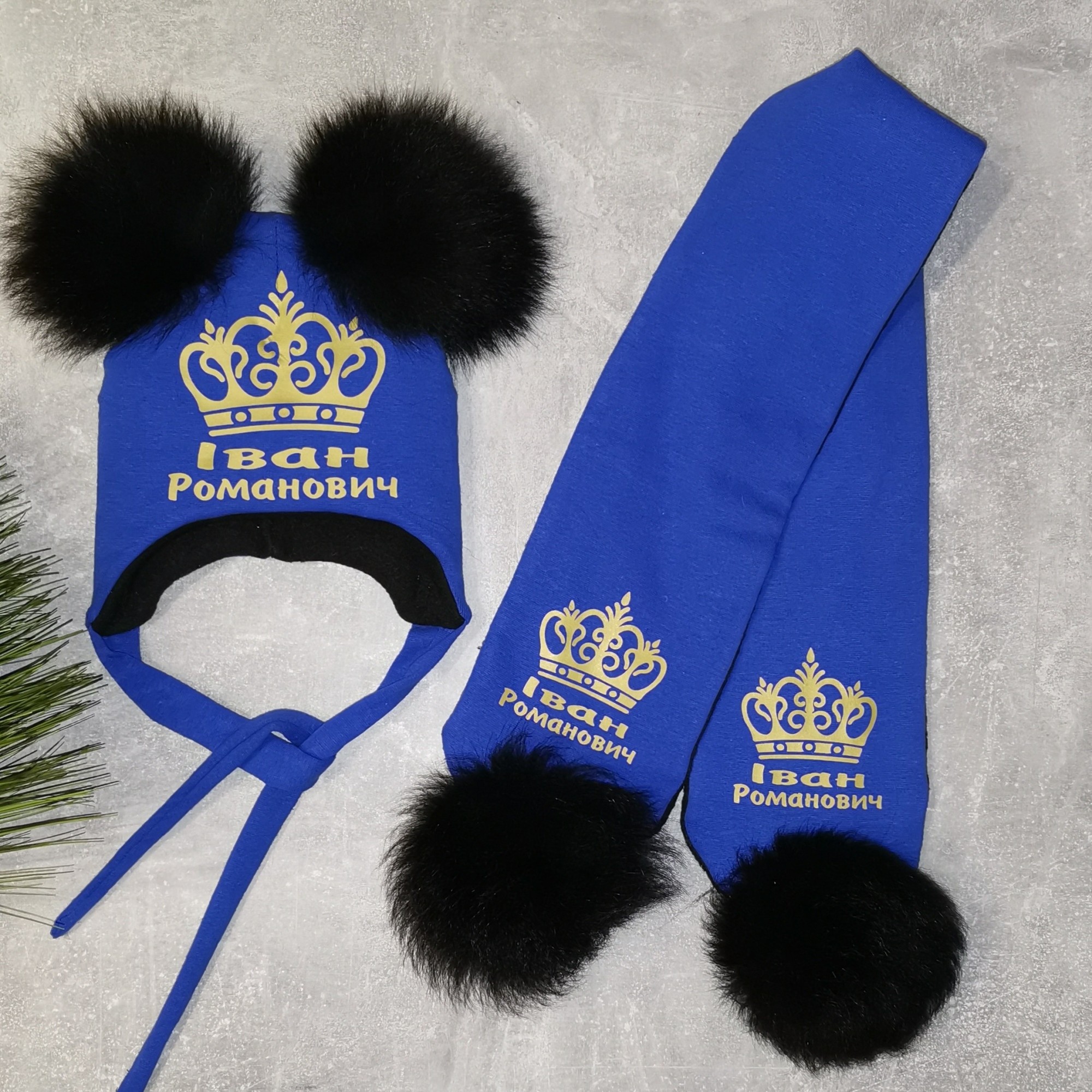 

Зимний набор шапочка и шарф Amika_brand с любой надписью размер 52-54 синий 08