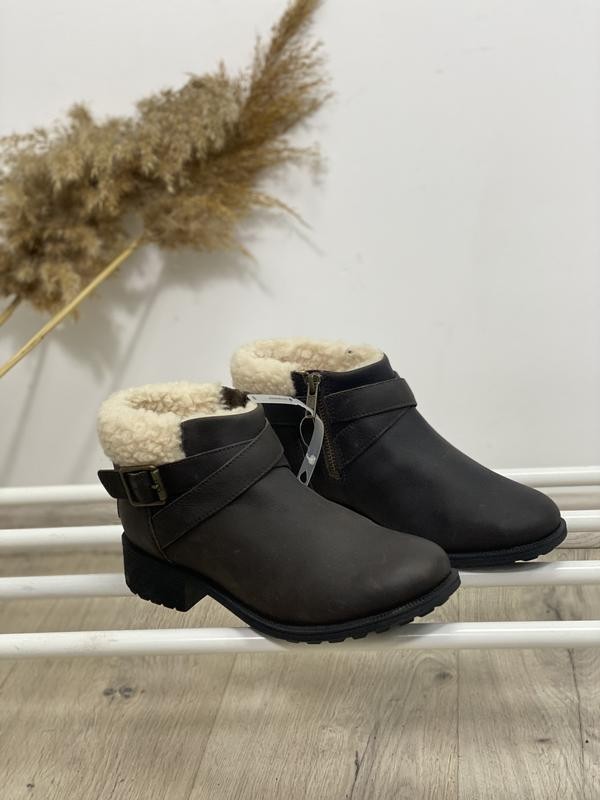 

Зимние ботинки Ugg 36 коричневый