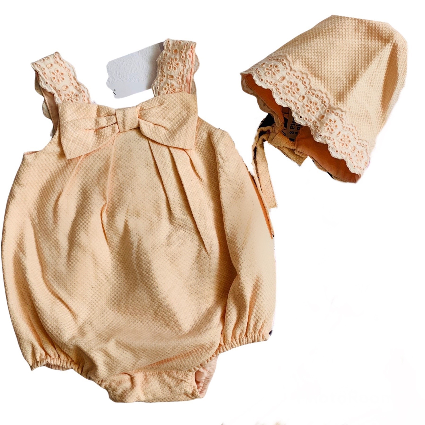 

Комплект (боди + шапочка) Camilla 3/6 мес 68 см Персиковый