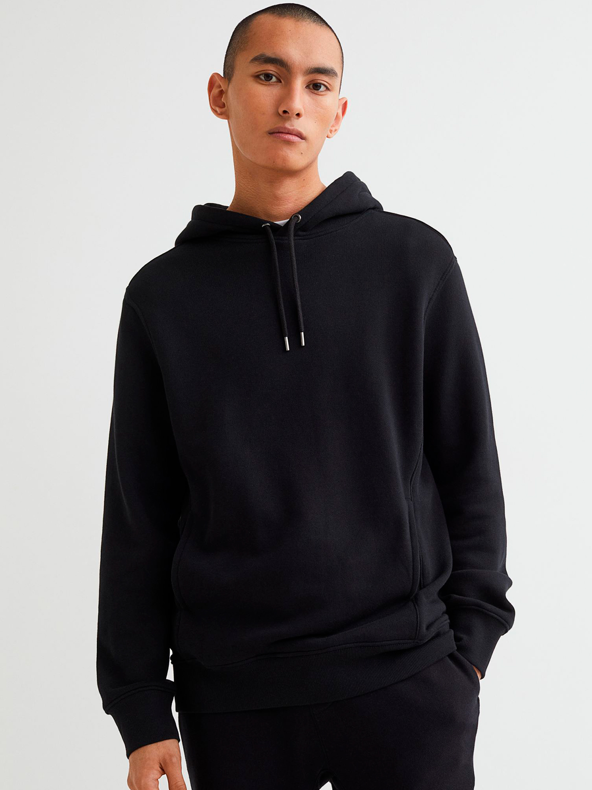 

Худи H&M 8150921abr XS Черное