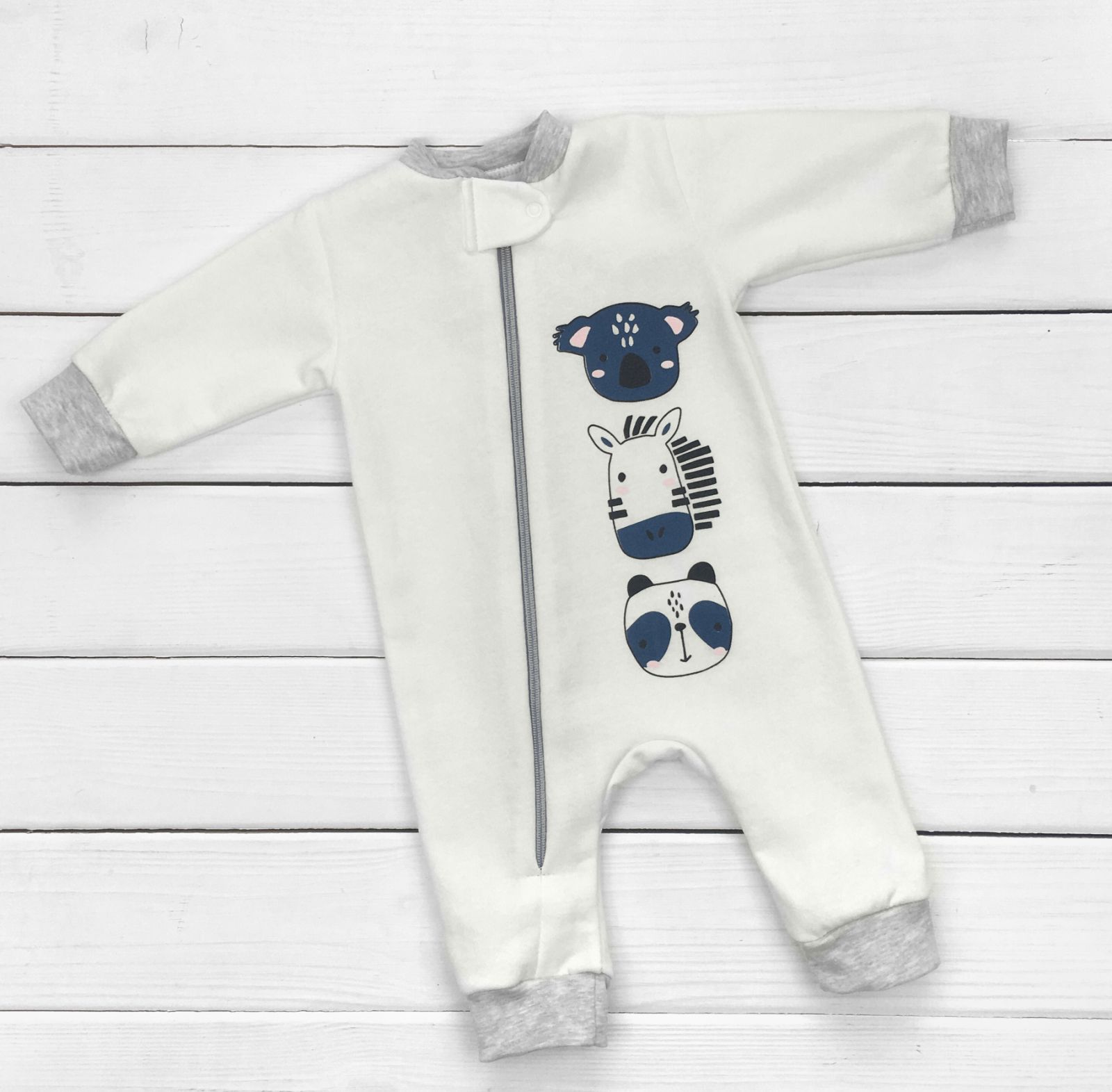 

Человечек на молнии с начесом Malena zebra 74 см белый