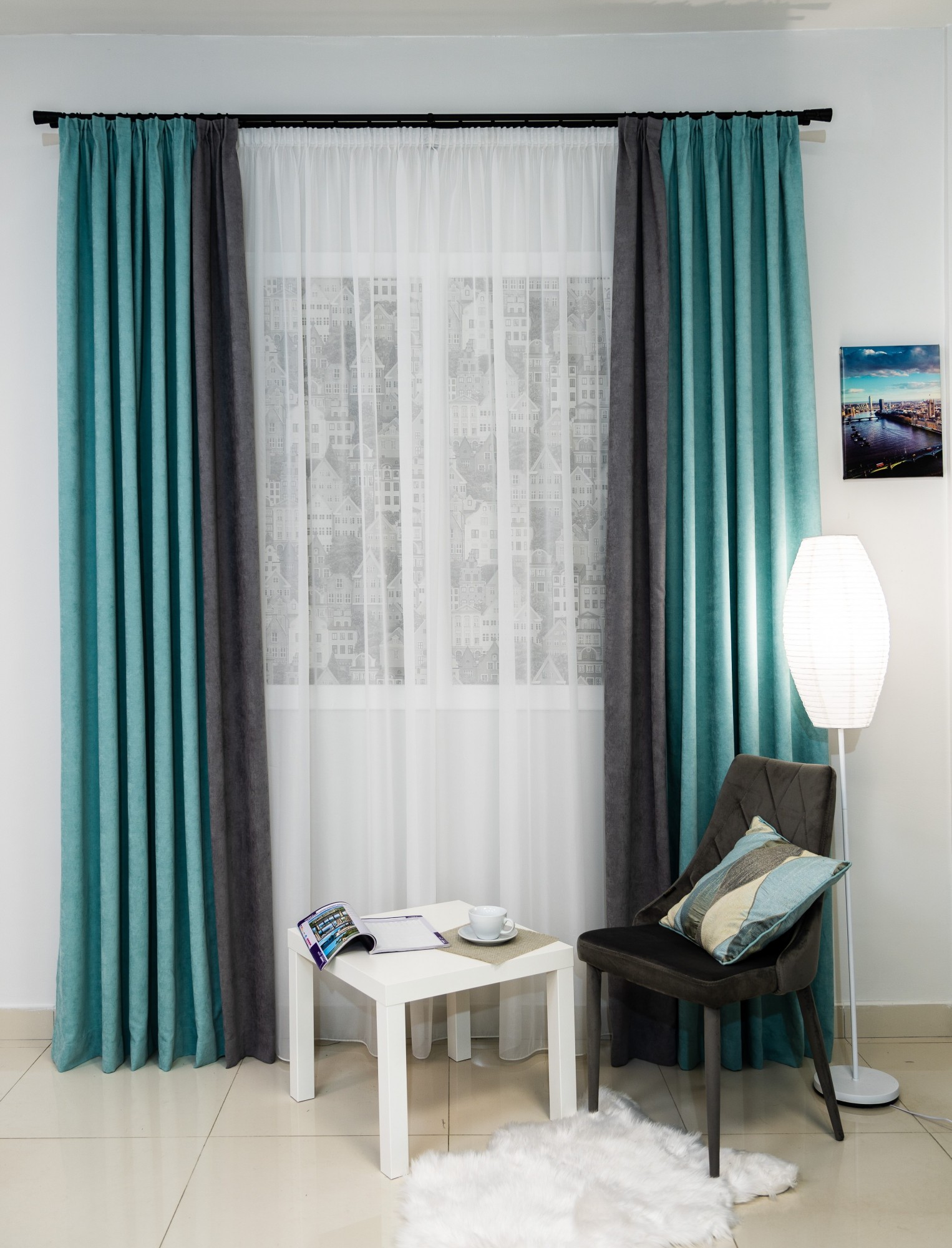 

Комплект штор Нюанс Элегант-комби 2,0 м *2,7 м серо-мятный