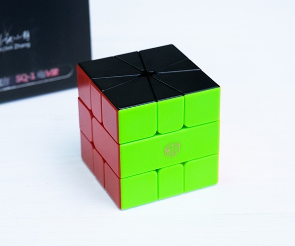 

Скваер Qiyi SQ-1 Volt (Вольт) v2 M + черный (магнитный) цветной пластик