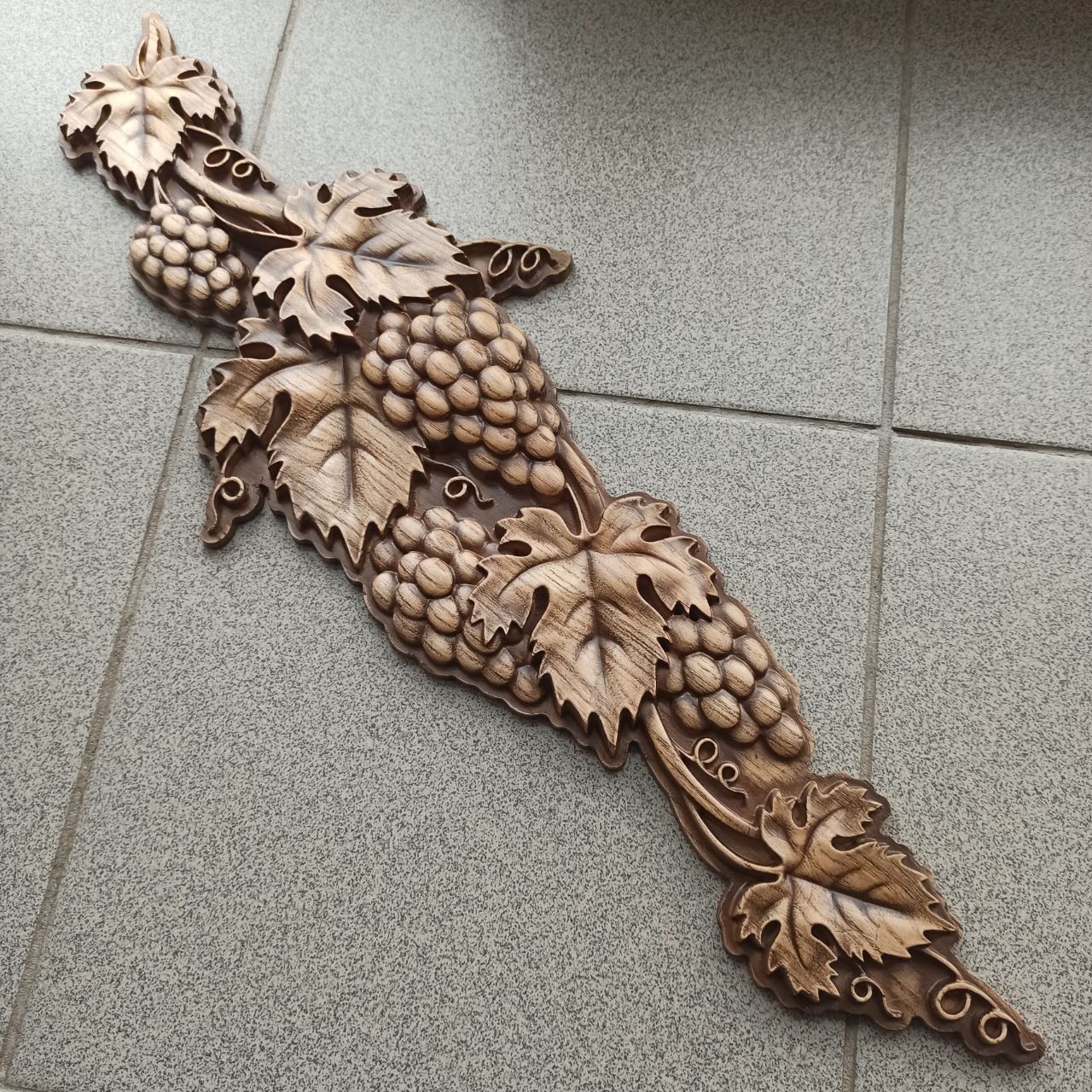 

Барельеф "Лоза с виноградом", Atributlux, 60*20 см резной из дерева