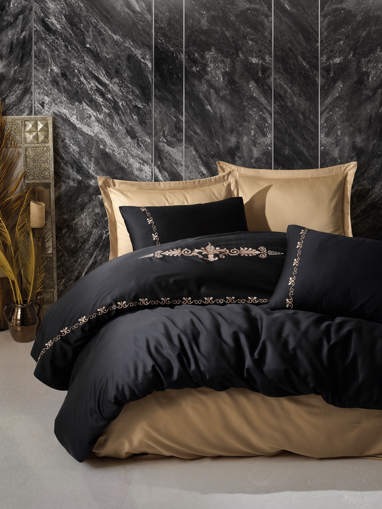

Комплект постельного белья Cotton Box Brode Gloria Gold 200x220 см