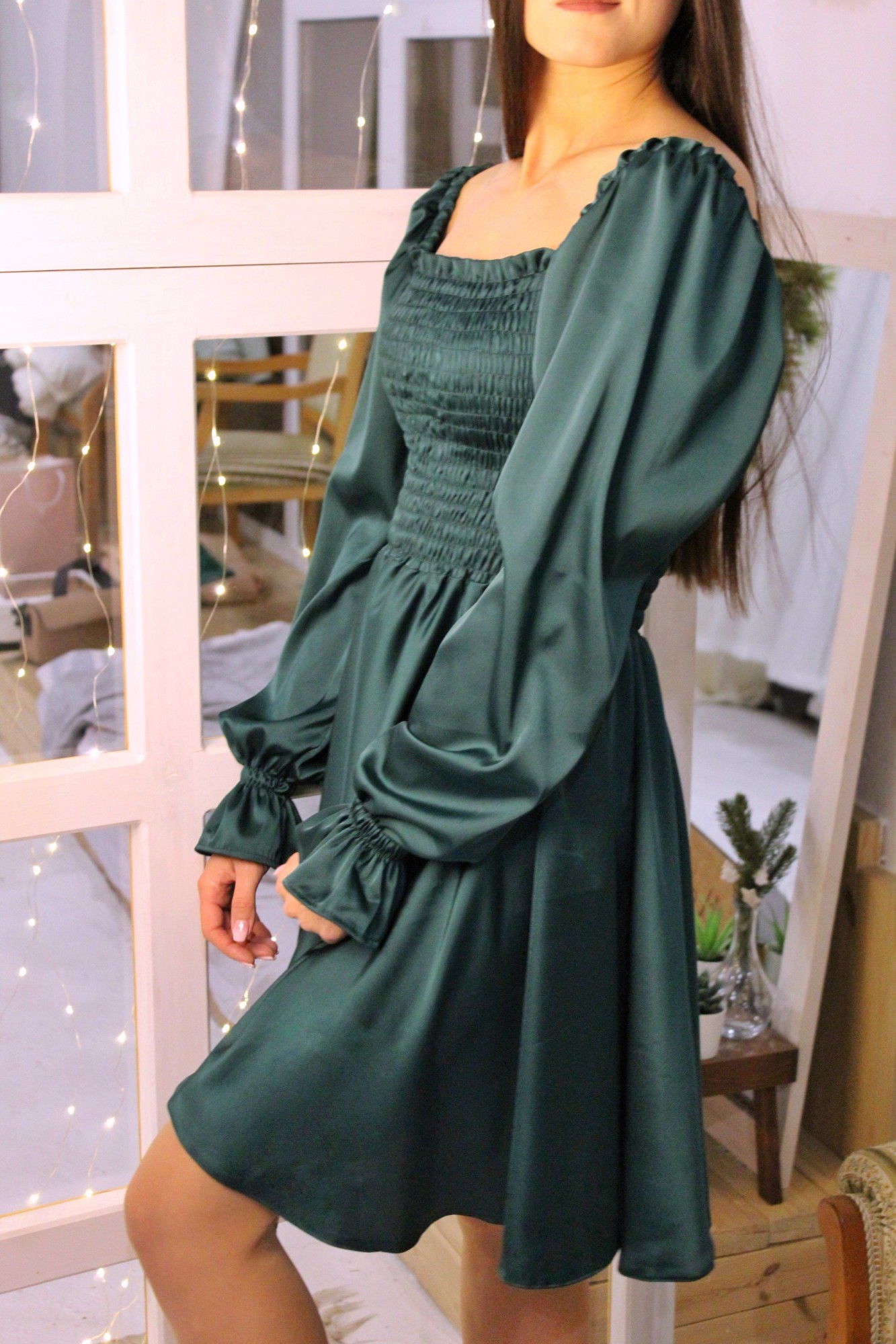 

Платье GG2 Guseva Wear армани шелк изумруд, Платье GG2 Guseva Wear армани шелк изумруд One Size