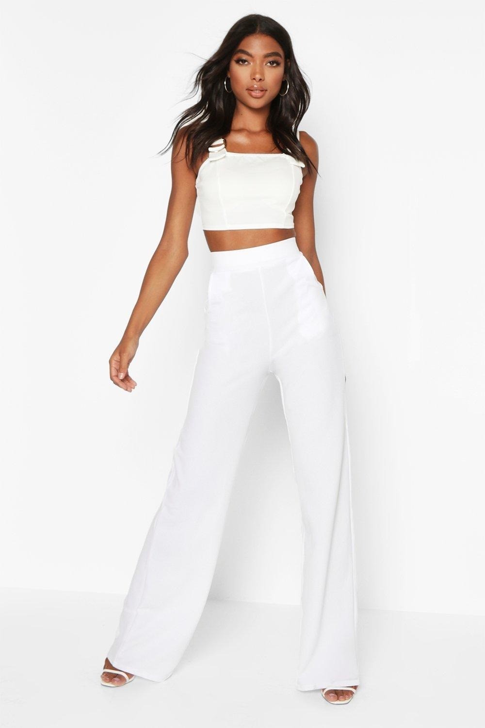 

Брюки Boohoo 42 белый 8520123003521