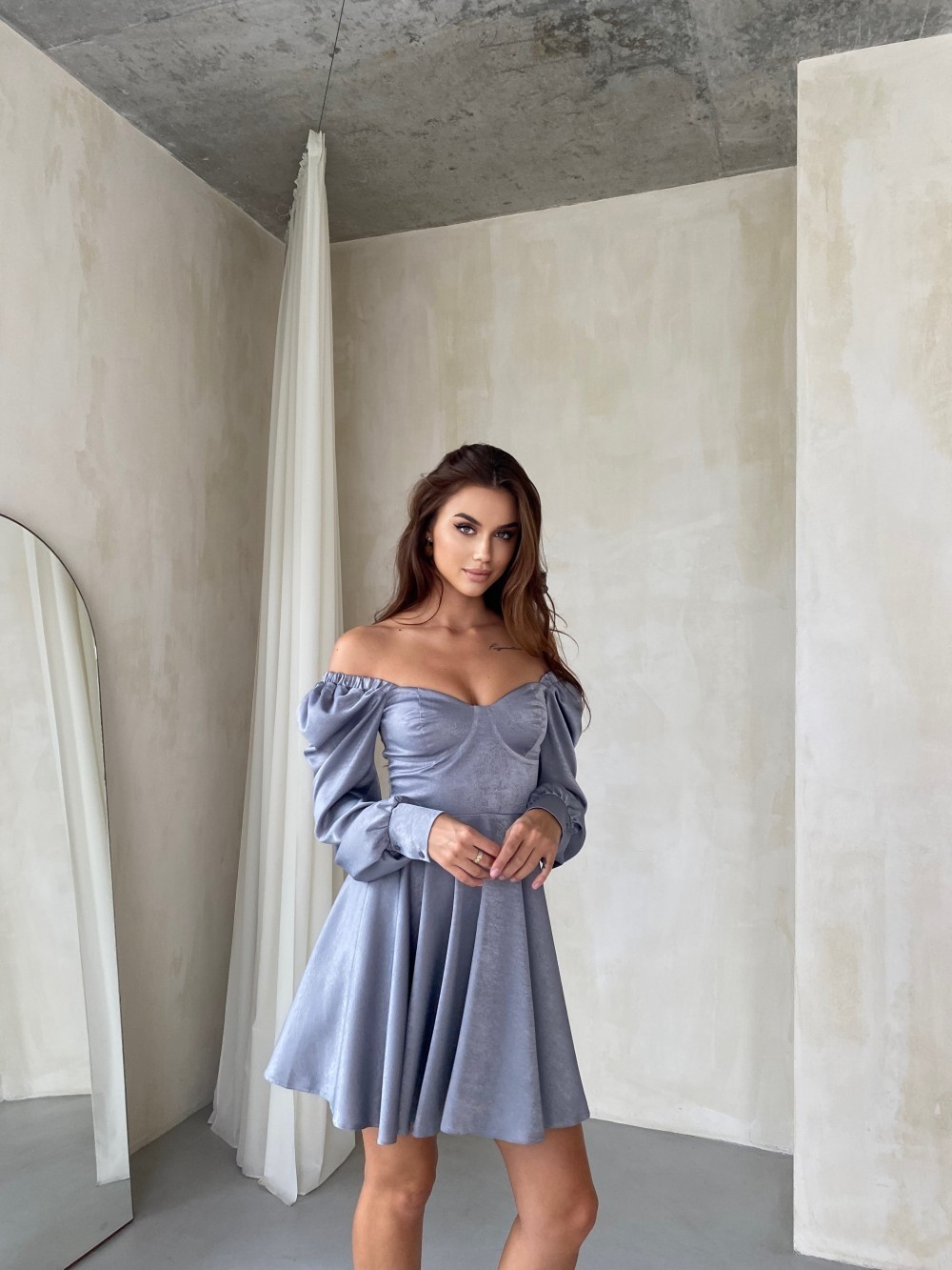 

Платье креш шелк W2 Wiewmode серое, Платье креш шелк W2 Wiewmode серое S