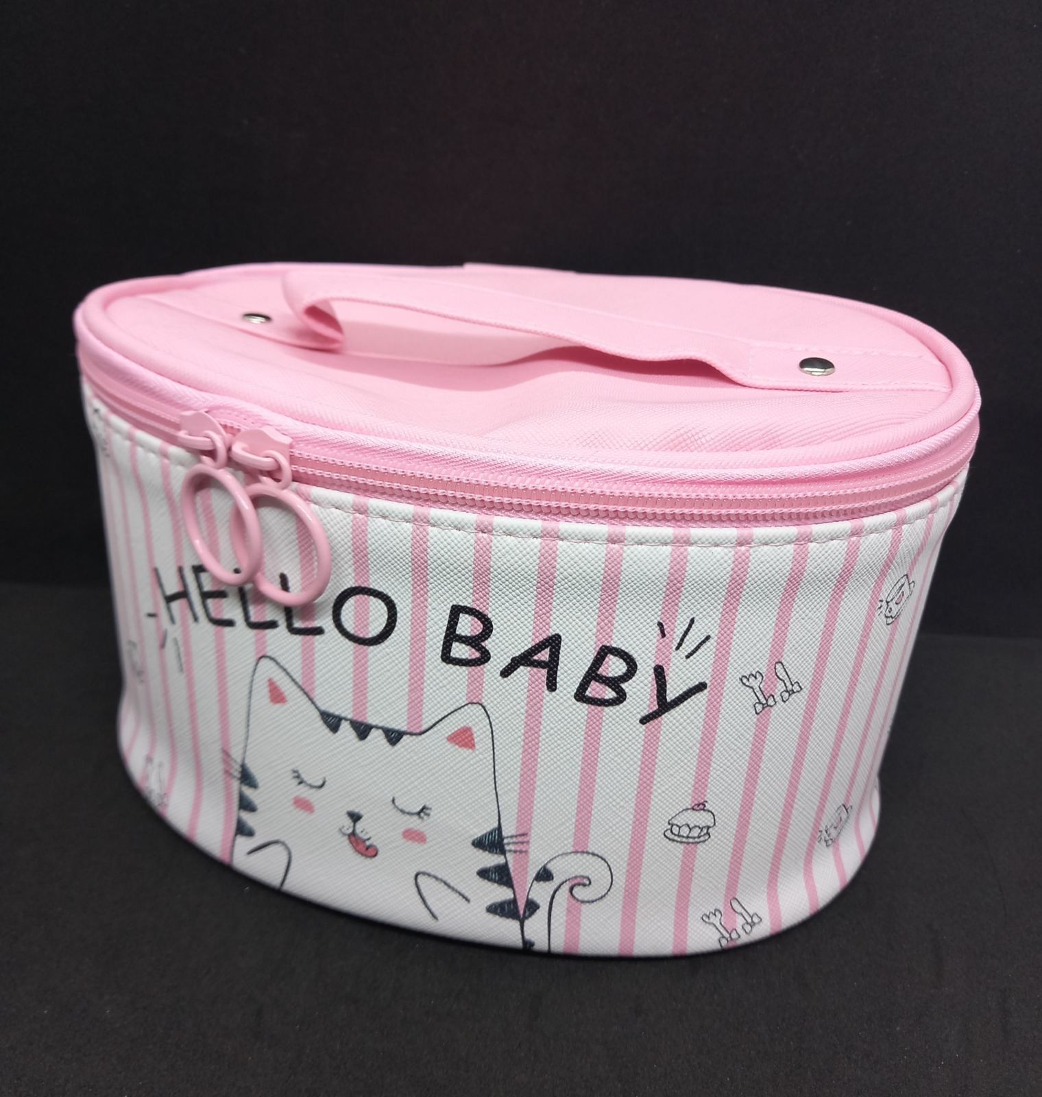 

Косметичка каркасная розовая в полоску экокожа с котиком Средняя 20х14,5х11 см