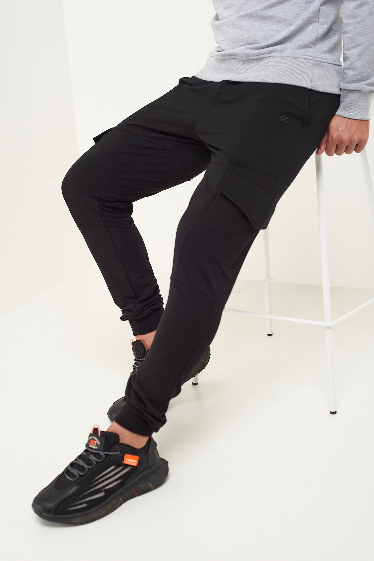 

Штани спортивні Tommy life 84796  Чорний, Штани спортивні Tommy life 84796 L Чорний