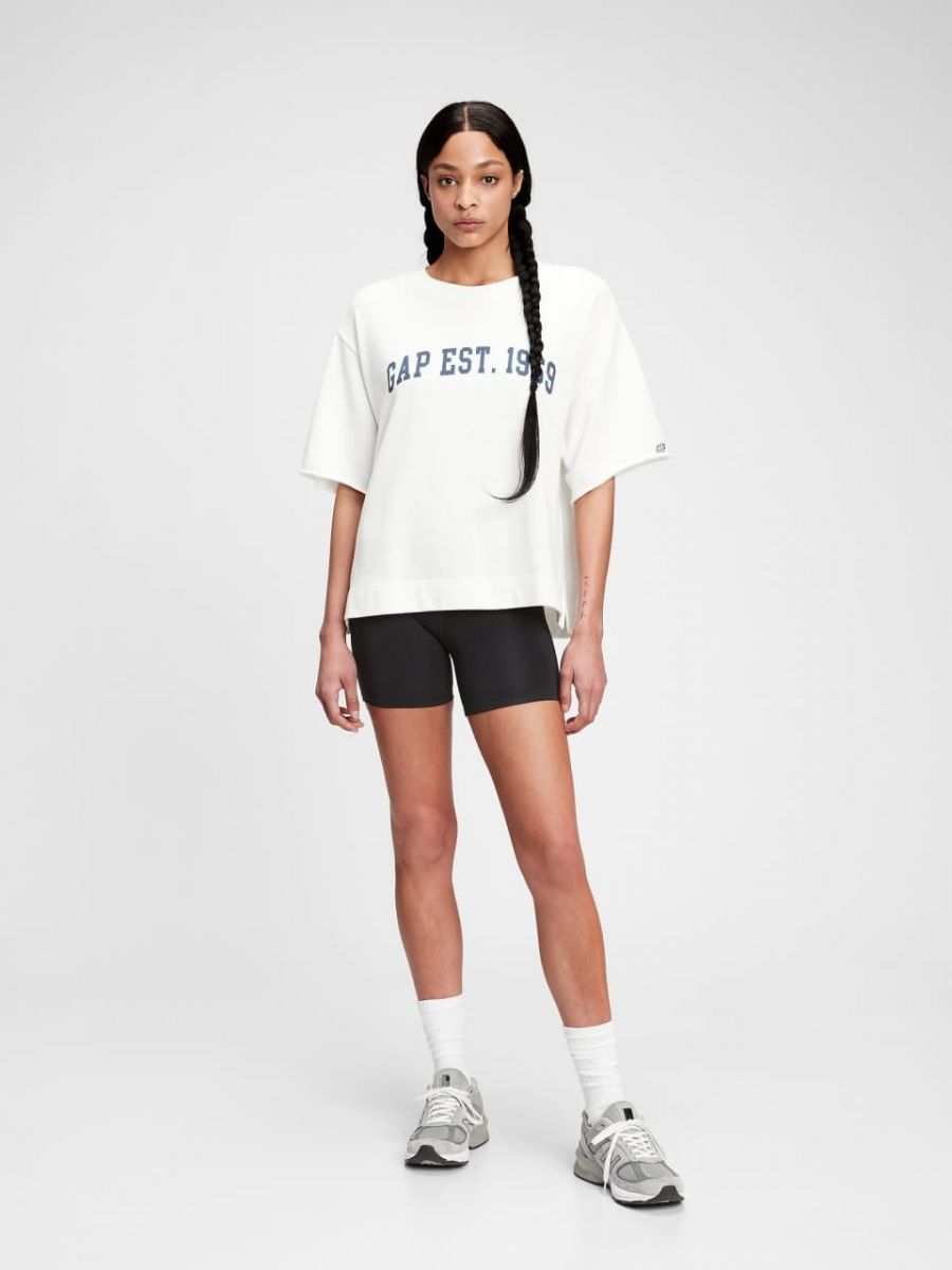 

Свитшот женский GAP с коротким рукавом 1159758747 (Бежевый, XS)