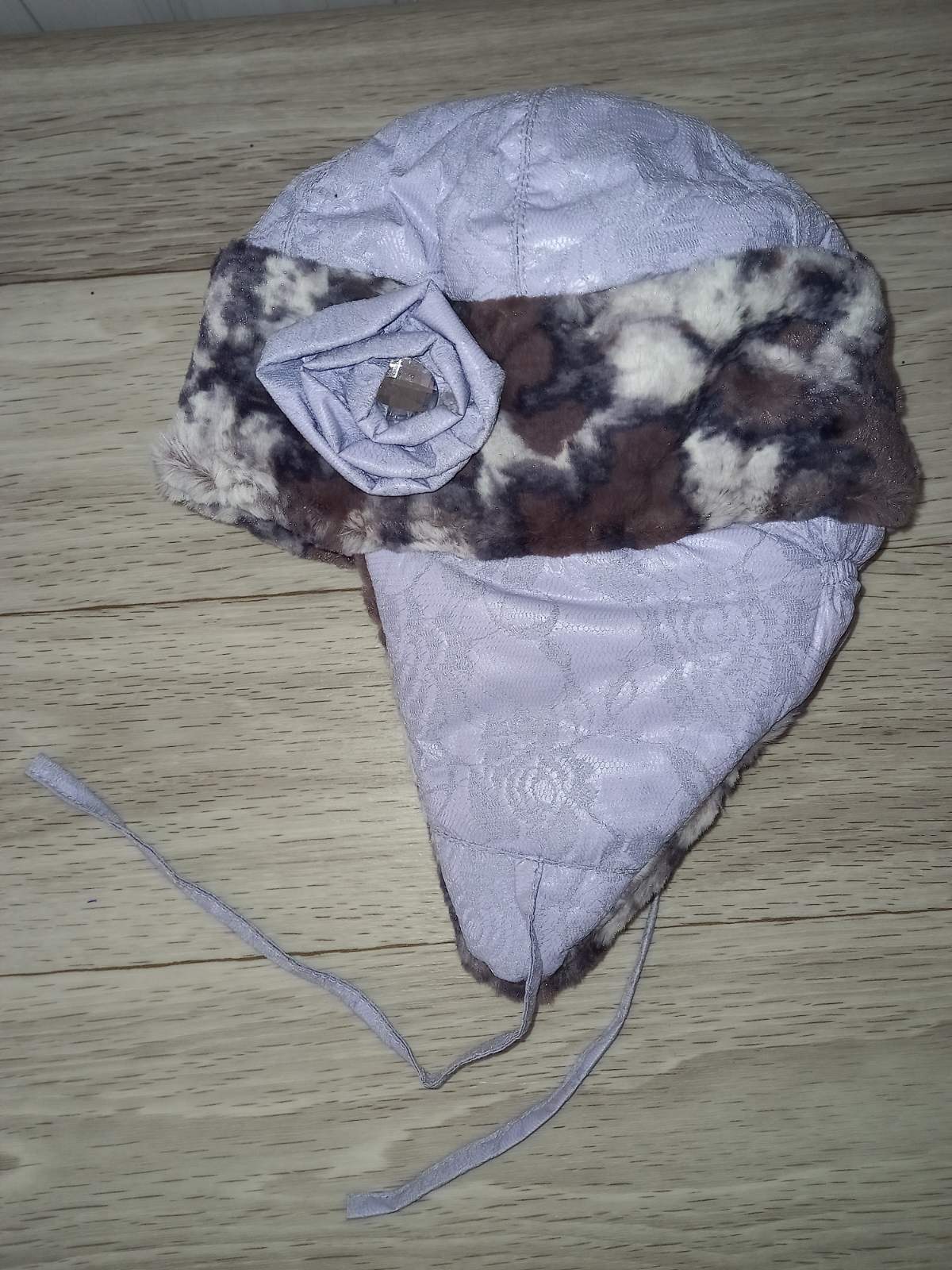 

Зимняя шапочка для девочки Babasik 58097 р52 50см лиловый 58098