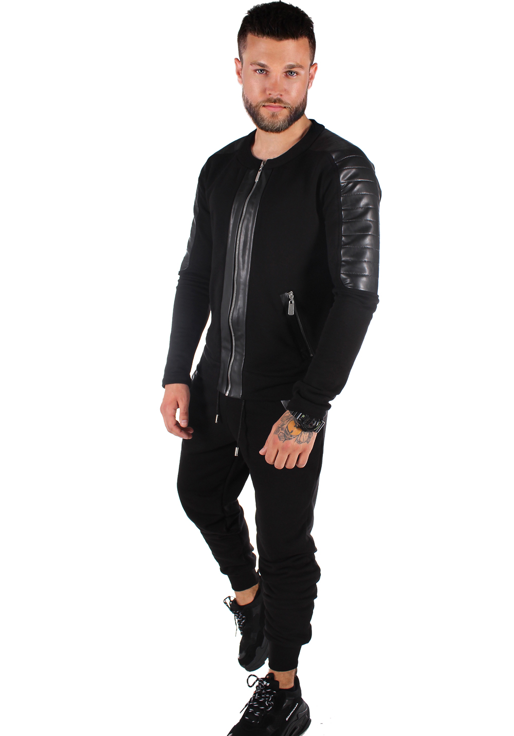 

Костюм спортивний чоловічий Krutyakov RELIEF LEATHER XXL чорний 1935715