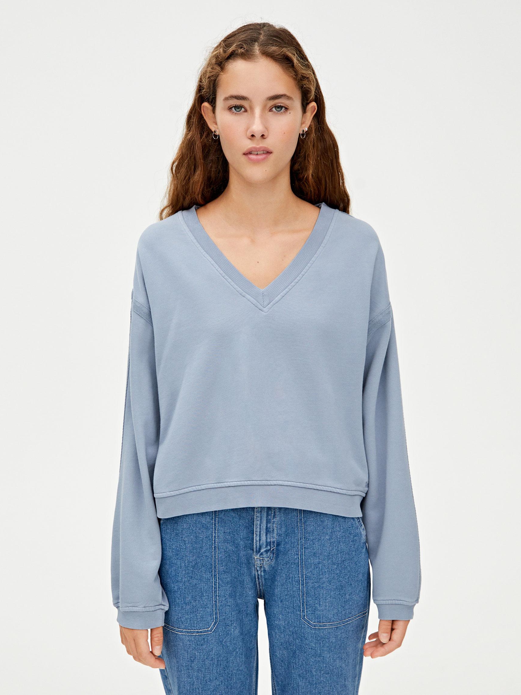 

Свитшот Pull & Bear XAZ299259AVUS  Бледно-синий, Свитшот Pull & Bear XAZ299259AVUS XL Бледно-синий