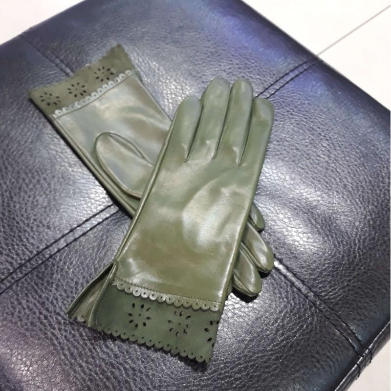 

Женские перчатки кожаные GlovesUA мод.205 р.6,5 оливковые
