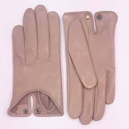 

Женские кожаные перчатки GlovesUA мод.377 р.6,5 экрю