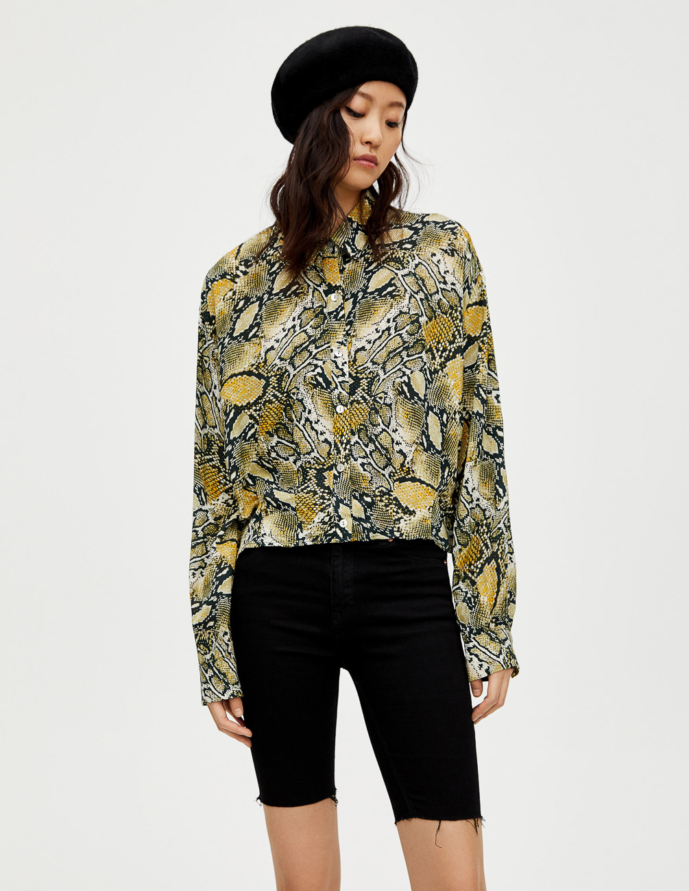 

Блуза PULL & BEAR Ж1080388 (5470/327/300) цвет зеленый, Блуза PULL & BEAR Ж1080388 (5470/327/300) цвет зеленый M