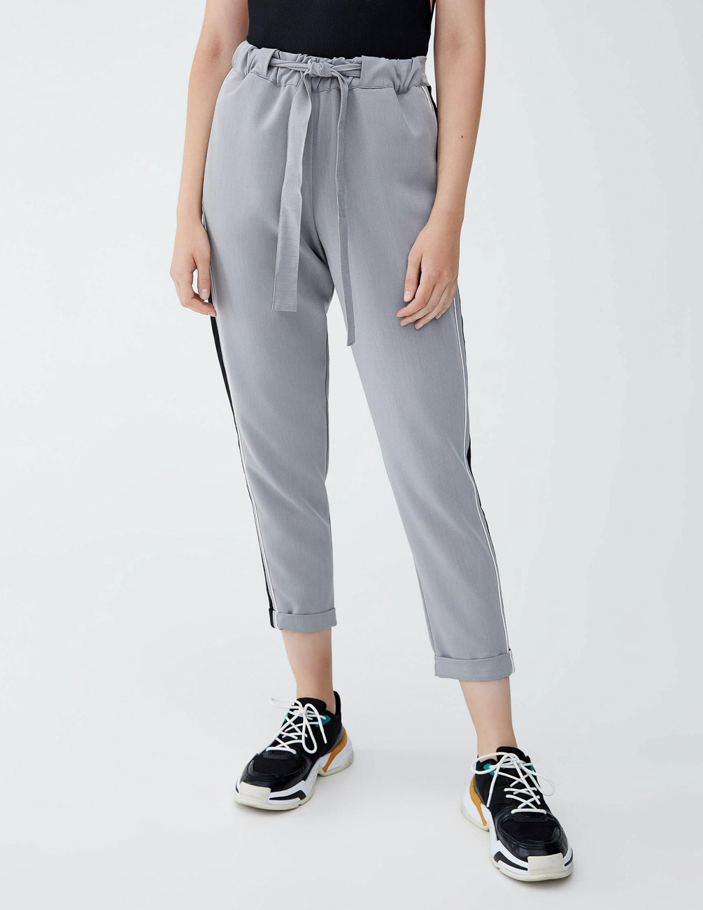 

Брюки PULL & BEAR Ж1080282 (9680/350/802) цвет серый, Брюки PULL & BEAR Ж1080282 (9680/350/802) цвет серый M