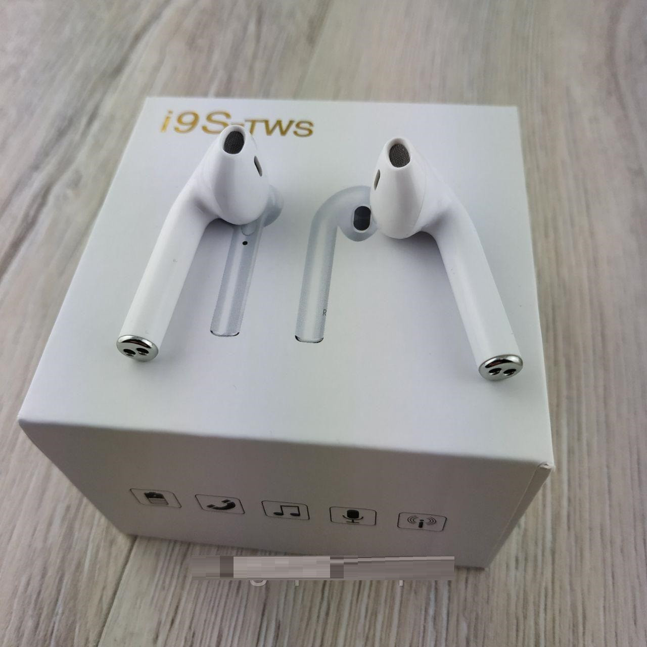 

Беспроводные Наушники i9 tws , Buetooth гарнитура с кейсом подзорядкой