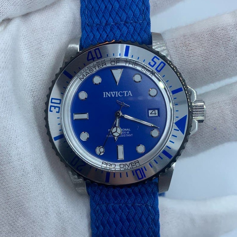 

Швейцарские мужские наручные часы Invicta Pro Diver 35488