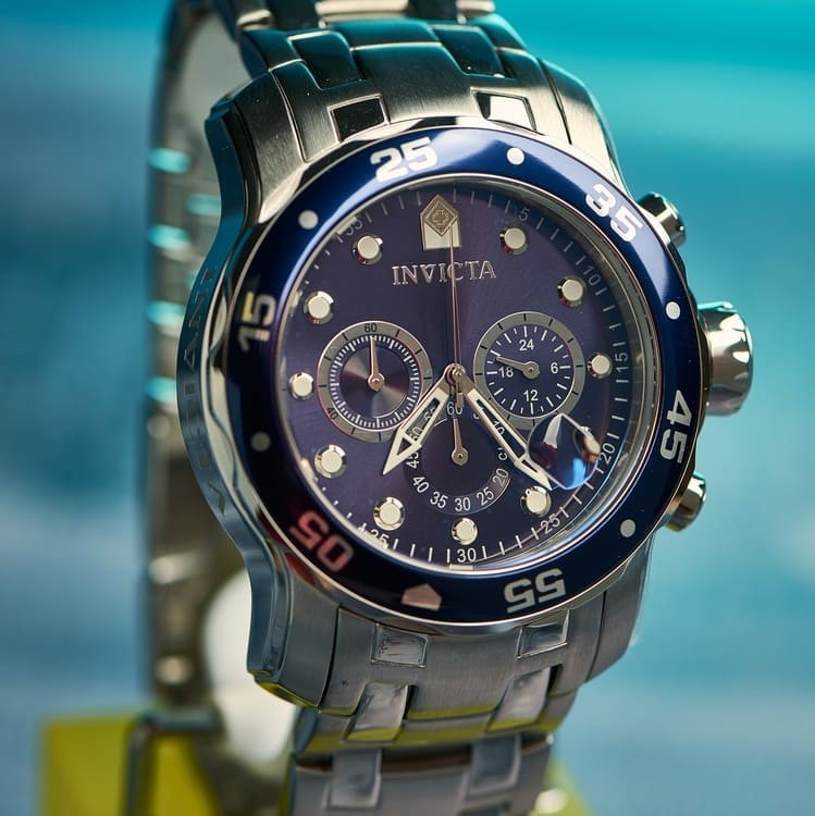 

Швейцарские мужские часы хронограф от Invicta 0070 Pro Diver