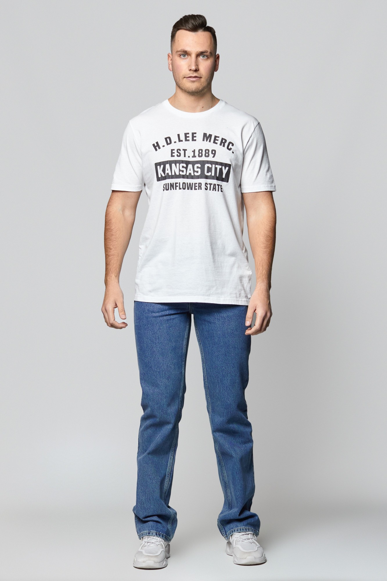 

Футболка Lee SS KANSAS CITY TEE Regular Fit Белый -00, Футболка Lee SS KANSAS CITY TEE Regular Fit Белый 3XL-00