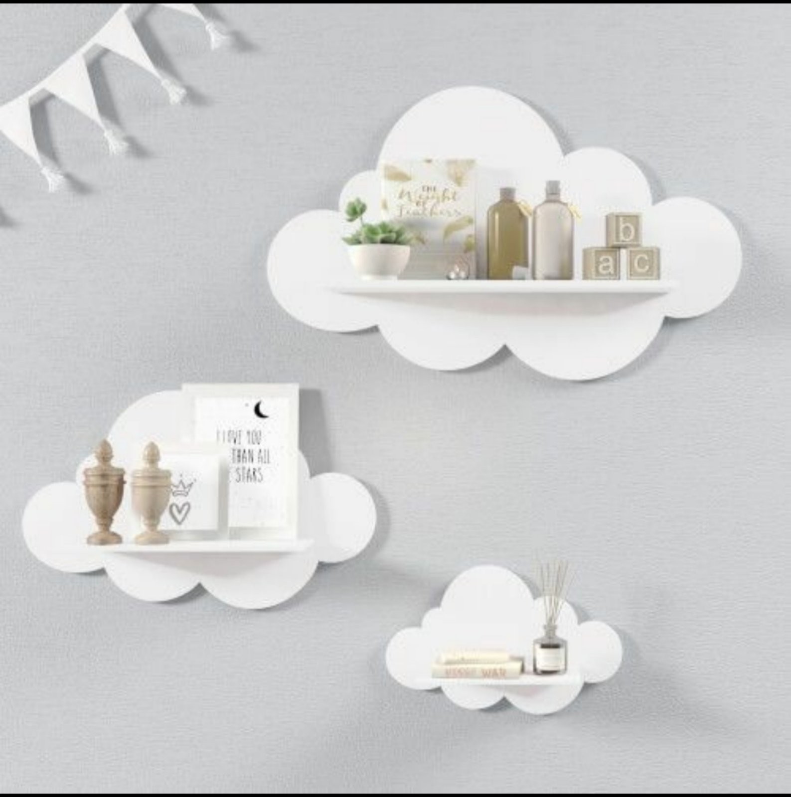 

Детские деревянные навесные полки (комплект 3 шт.) в виде тучек "Cloud 4"