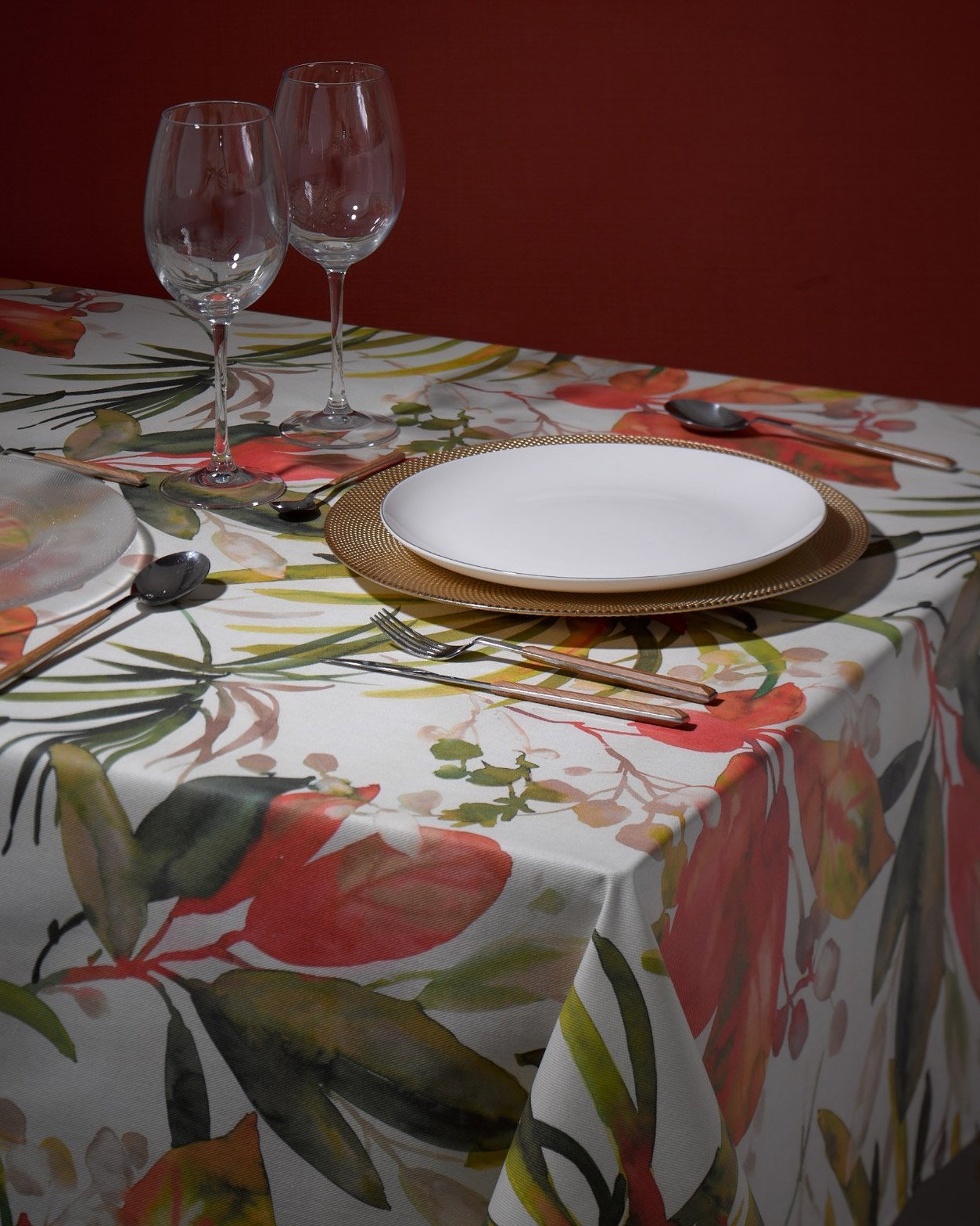 

At-8038 Скатерть Atenas Home Textile Bromelia 150х150 см At-8038 150 150
