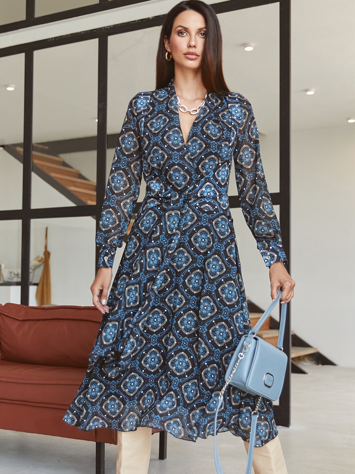 

Платье Maximoda ЕМО162267 - черный, Платье Maximoda ЕМО162267 50-52 черный