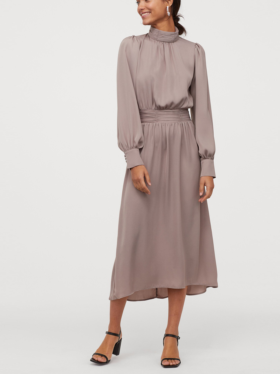 

Платье H&M 0808168-1  Серое (СА2000001903742, Платье H&M 0808168-1 40 Серое (СА2000001903742)