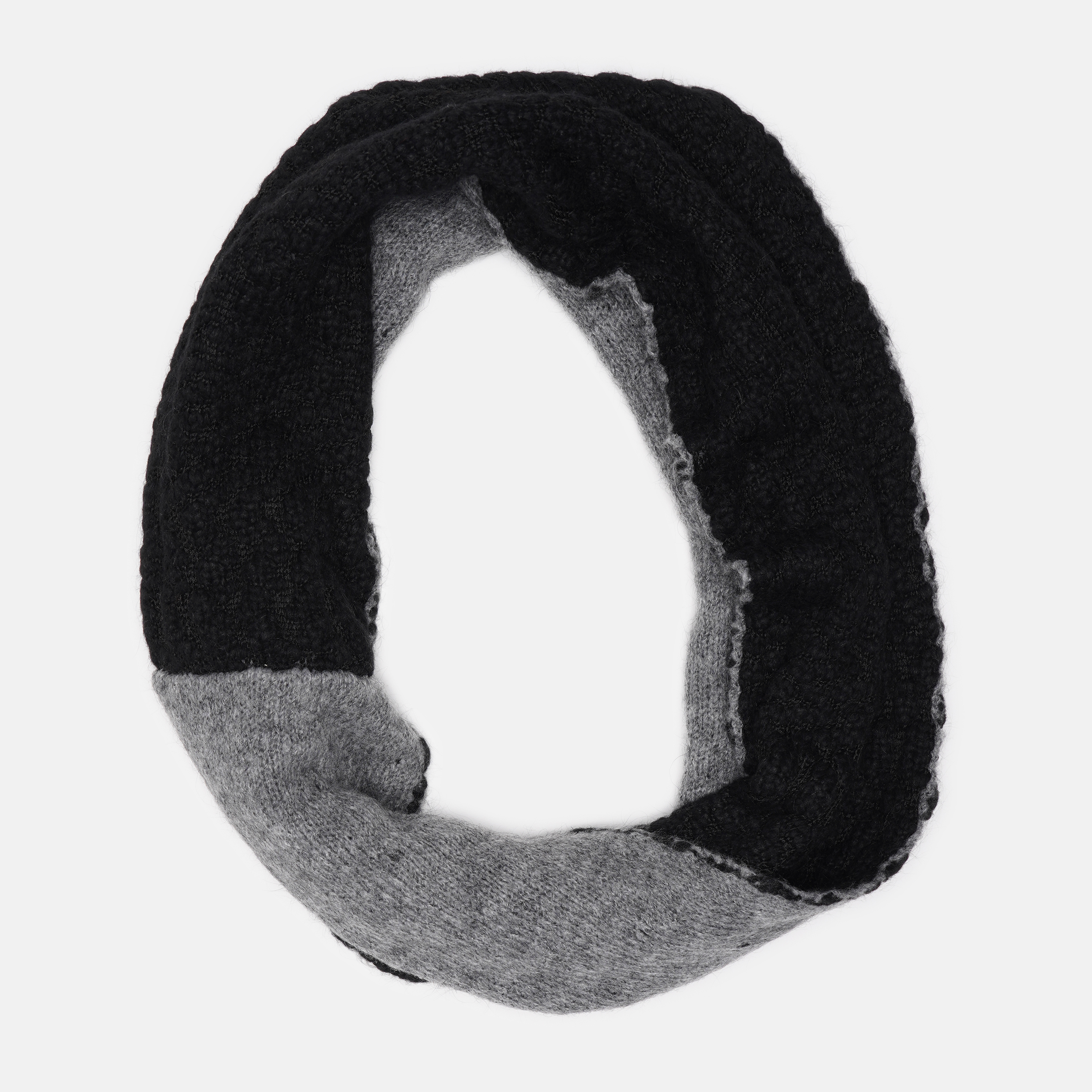 

Шарф-снуд Punto 5 scarf-50 Черный