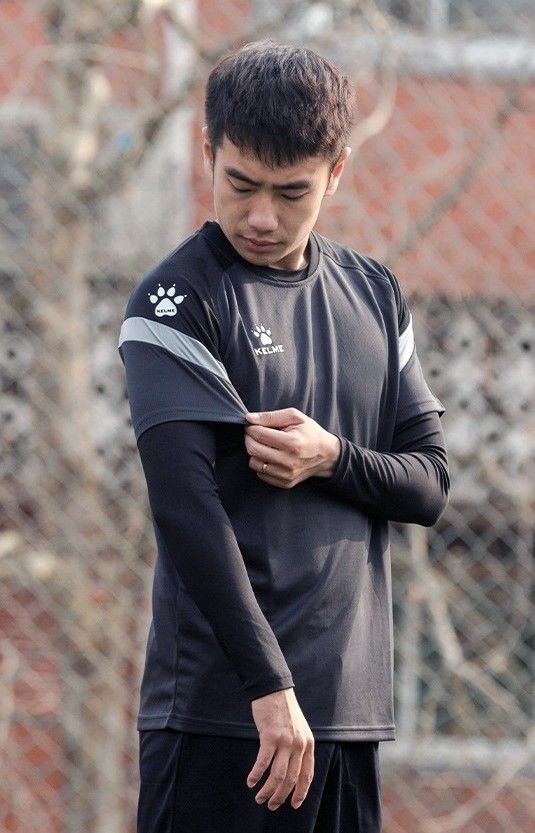 

Футболка Kelme WARRIOR темно-серо-черная L 8151ZB1007.9201