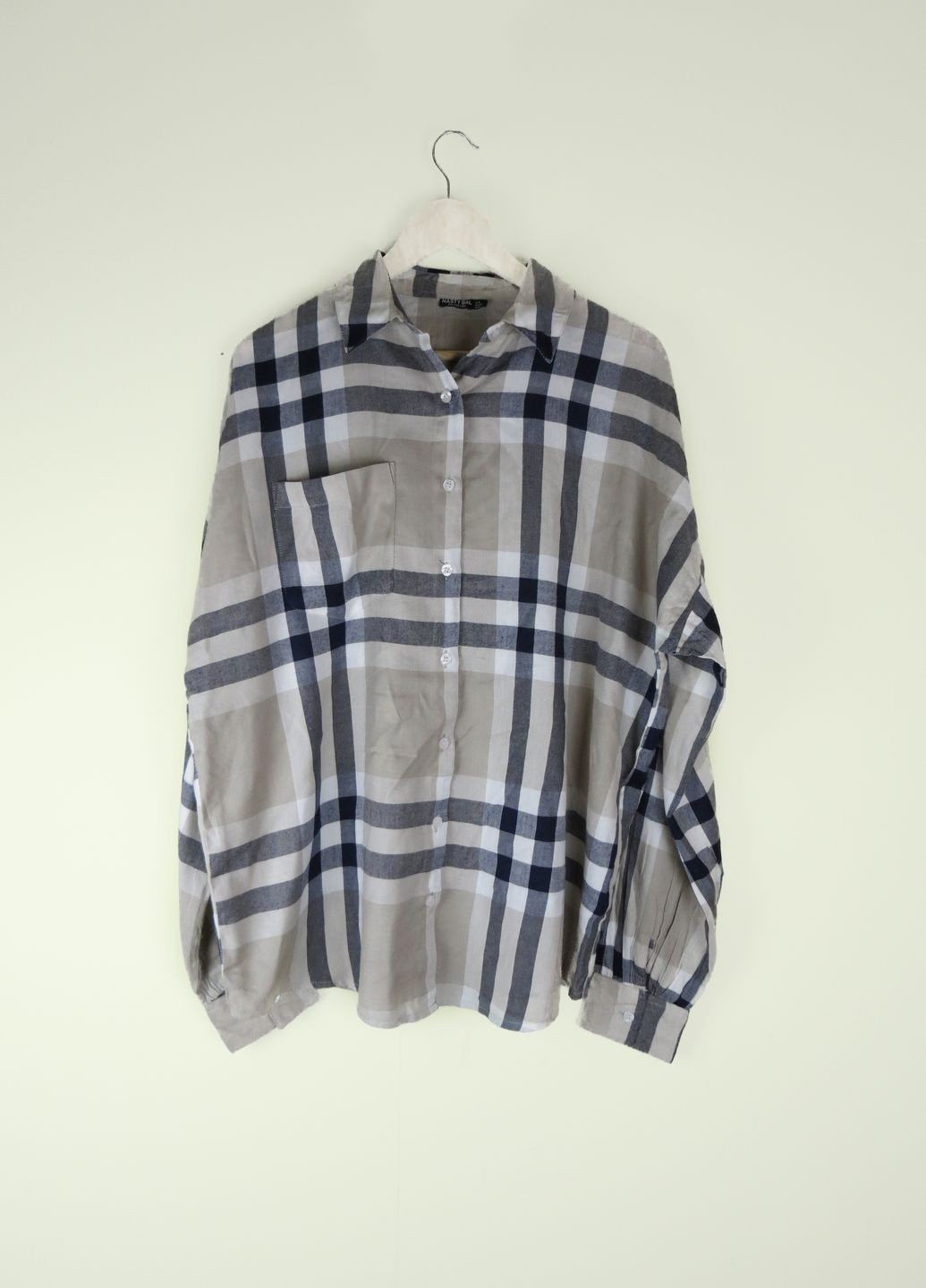 

Рубашка Nasty gal  серый 8520123003247, Рубашка Nasty gal 40 серый 8520123003247